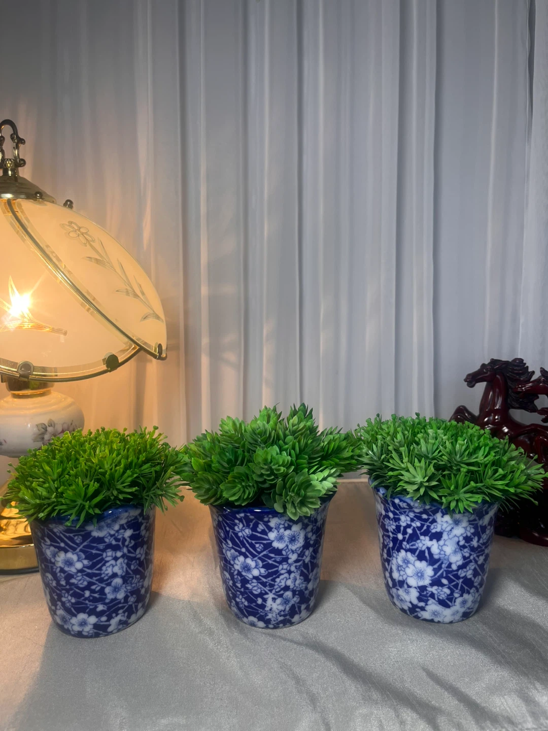 Small Chinoiserie Blue White Floral  Ceramic Decorative Vase - photo 2