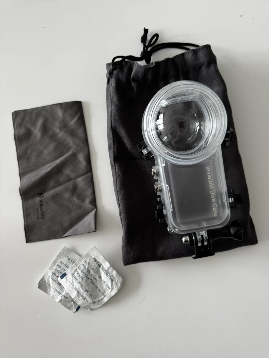 Insta360 X3 Invisible Dive Case thumbnail