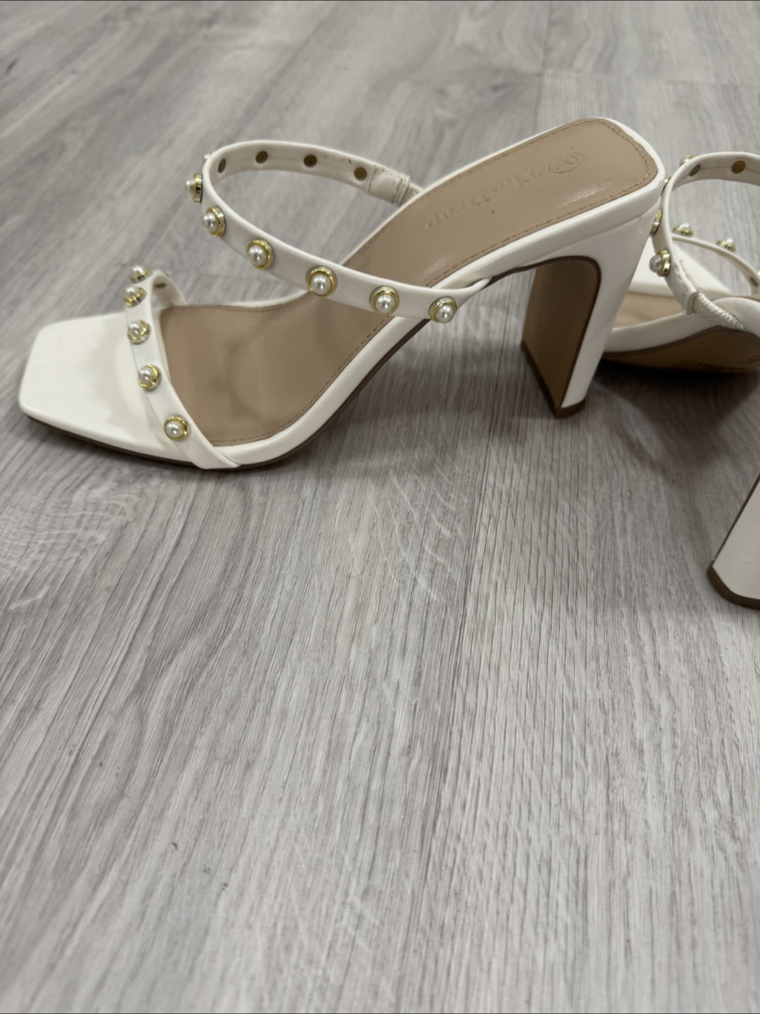 White Heeled Sandals, Size 37 - photo 2