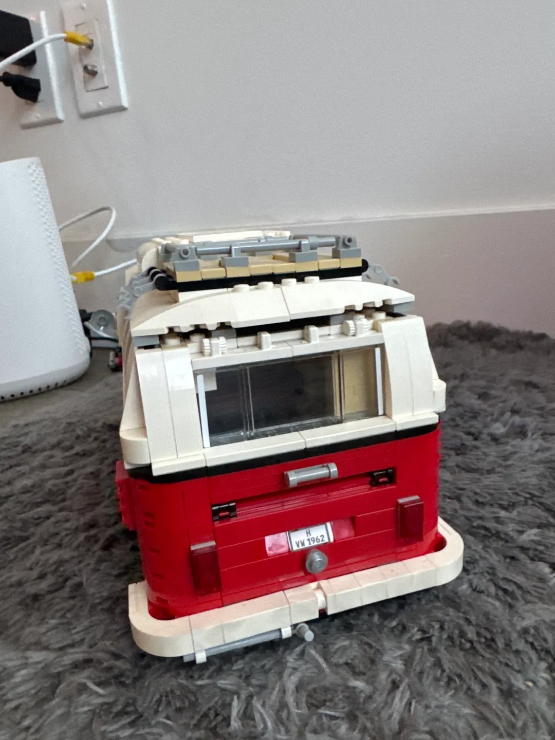 Lego Volkswagen VW Camper Van 1962 image indicator(4)