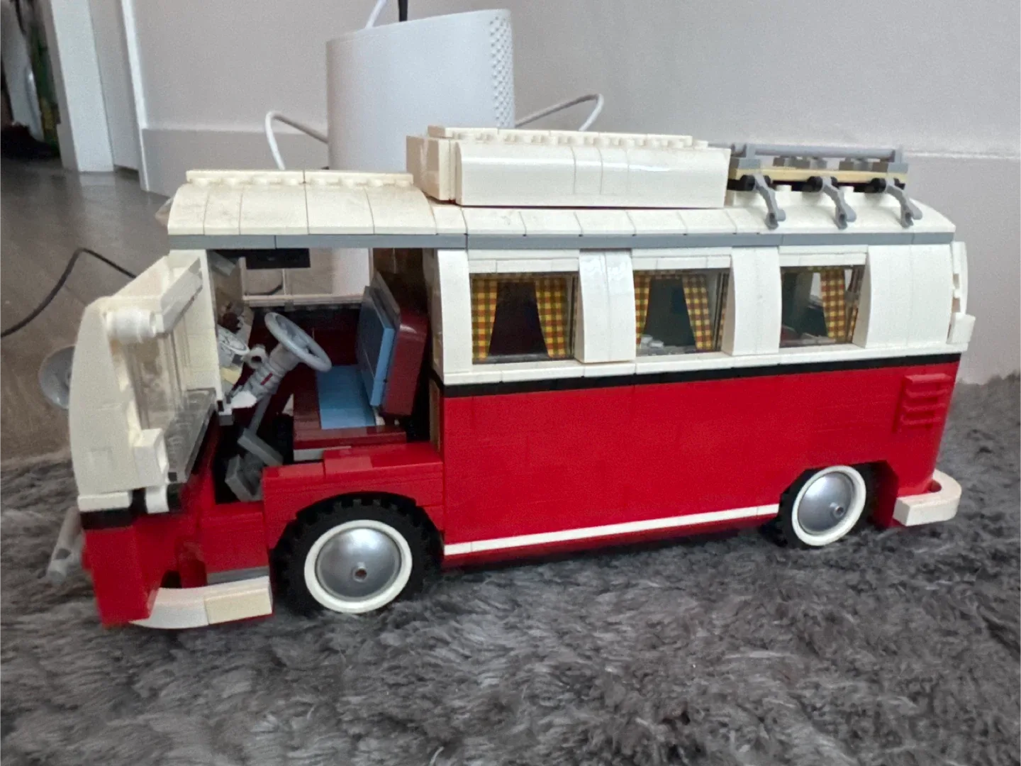 Lego Volkswagen VW Camper Van 1962 image indicator(3)