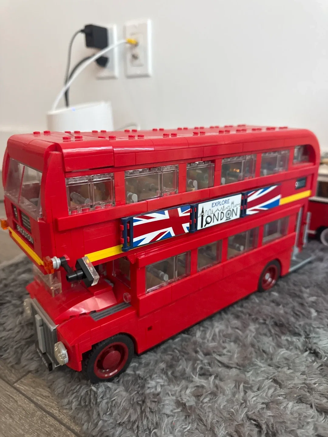 LEGO Creator Expert 10258 London Bus image indicator(2)