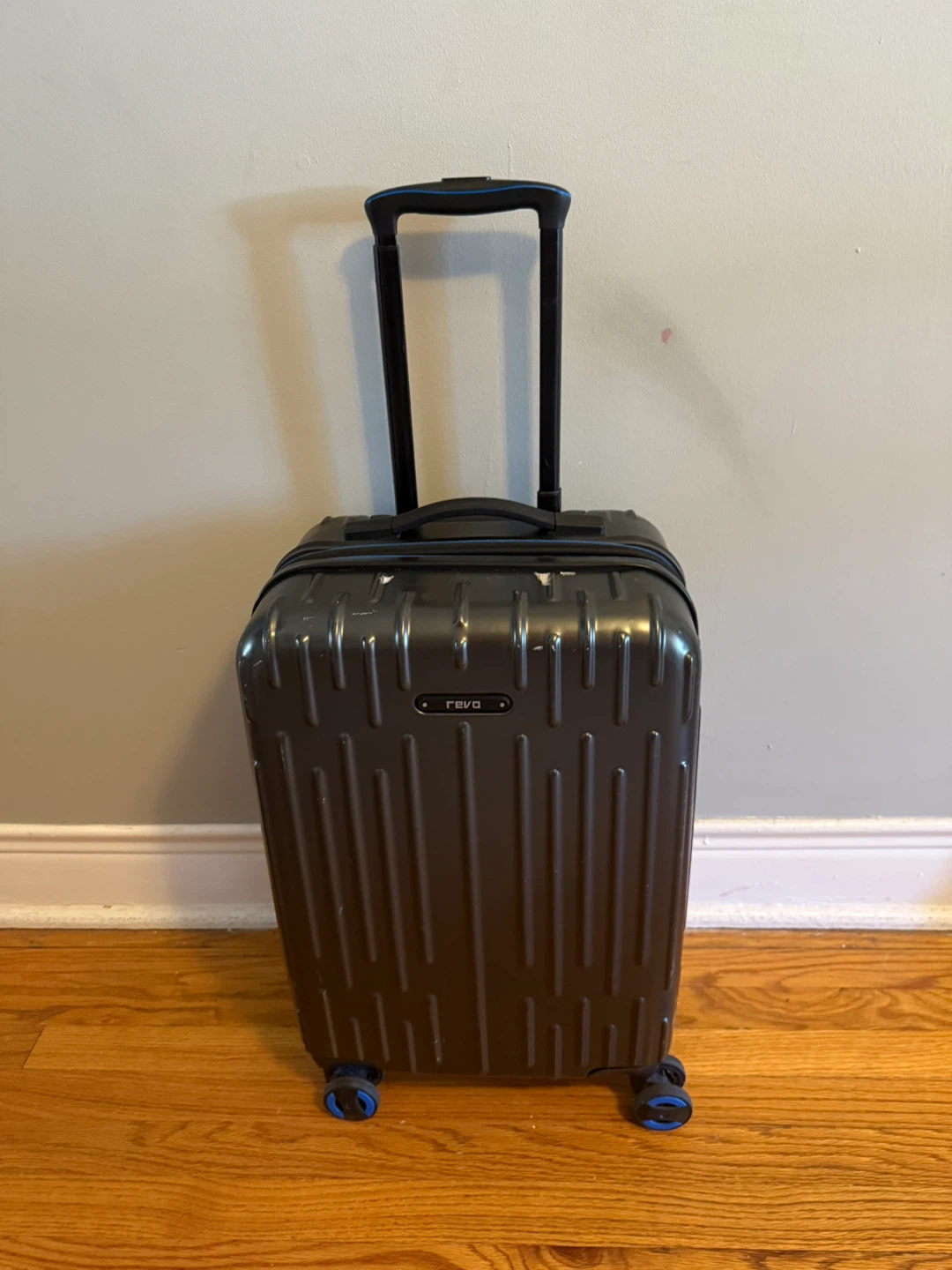 REVO Carry-On Luggage - Great Condition! - photo 2