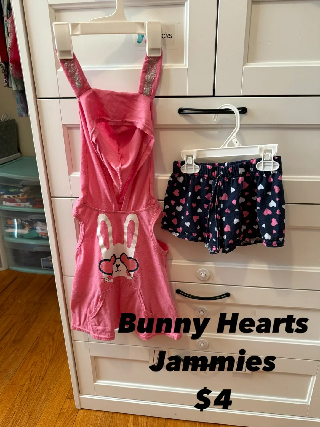 3 summer outfits and 3 jammies image indicator(6)