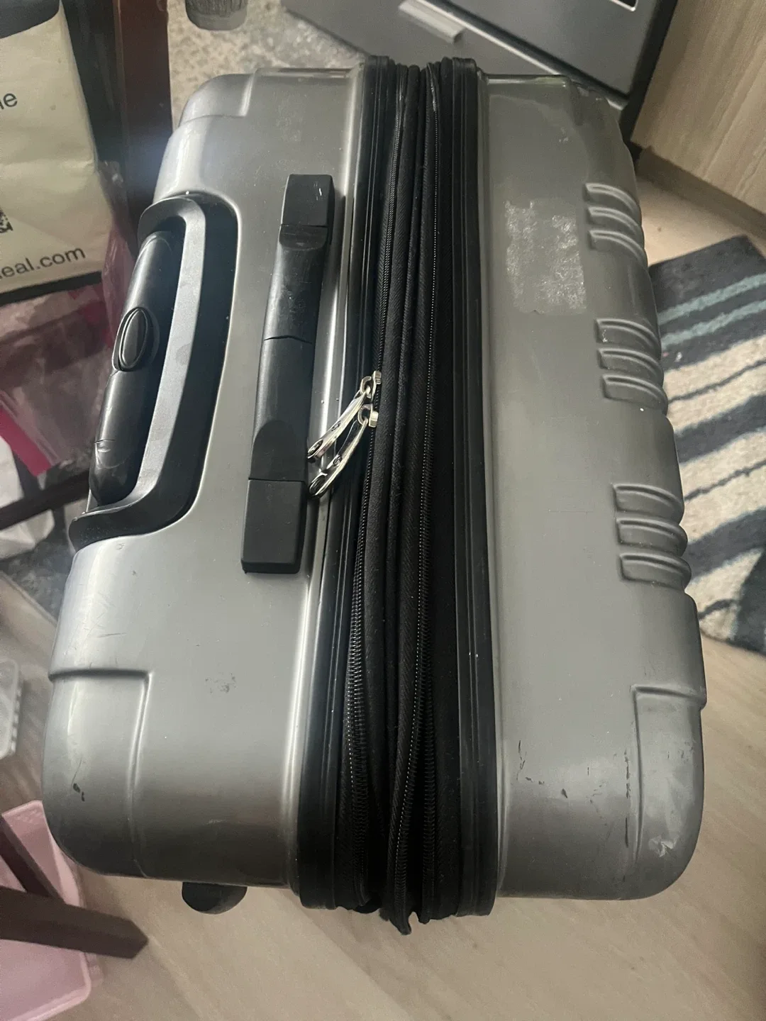 Samsonite Spinner Suitcase - 34 inch image indicator(5)