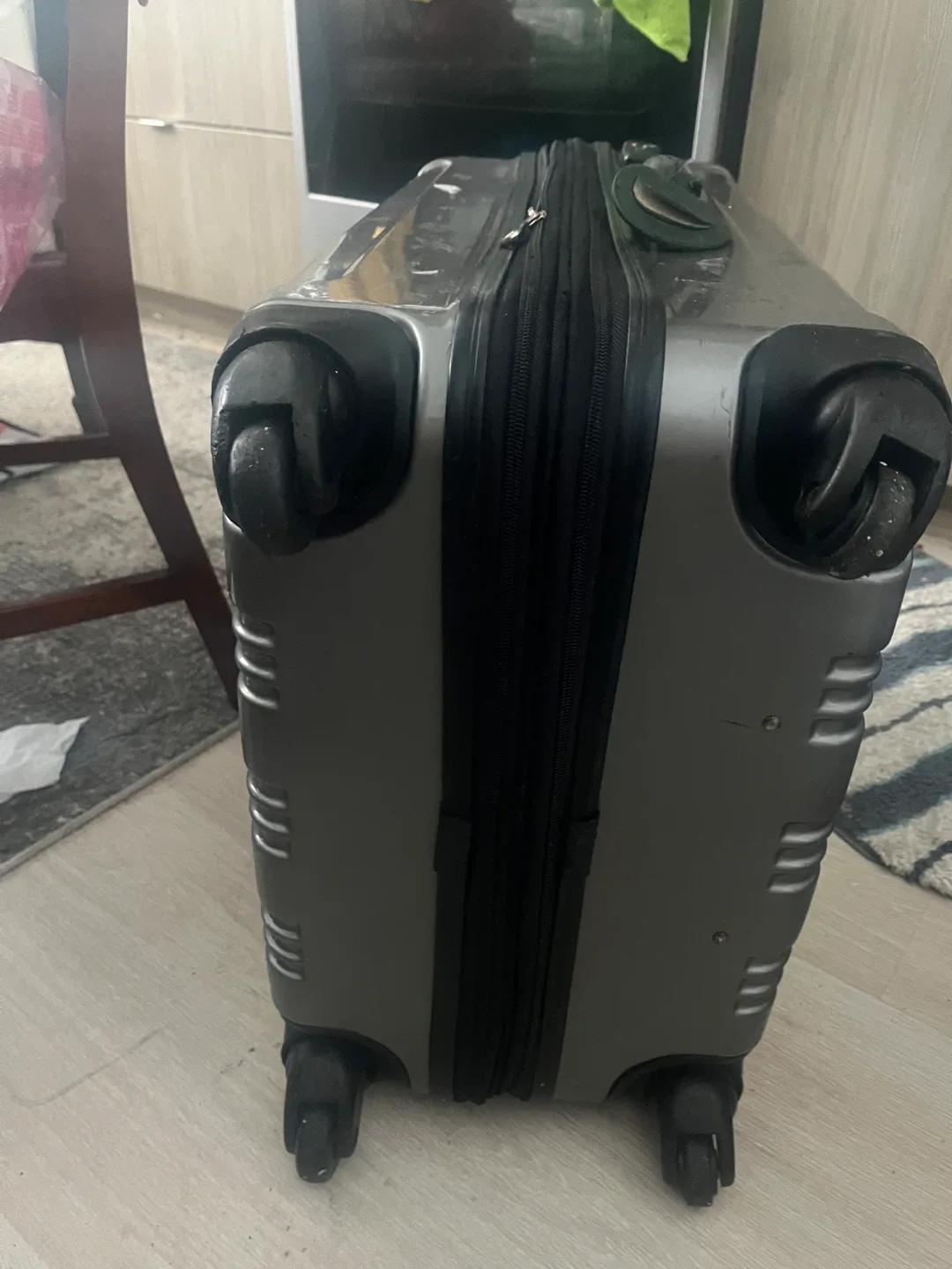 Samsonite Spinner Suitcase - 34 inch image indicator(7)