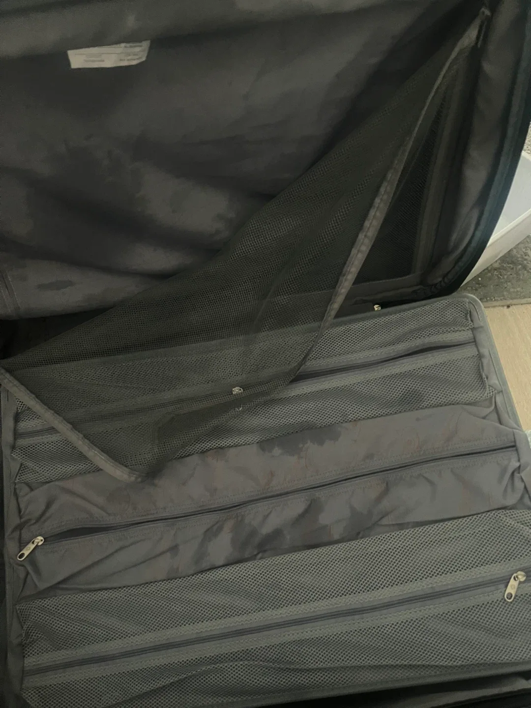 Samsonite Spinner Suitcase - 34 inch image indicator(9)