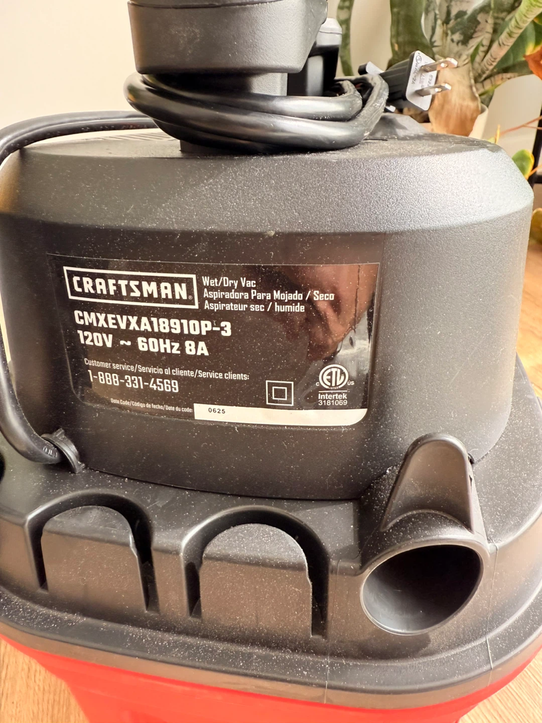 Craftsman 3-Gal Wet/Dry Vac - Model CMXEVXA18910P-3 - photo 4