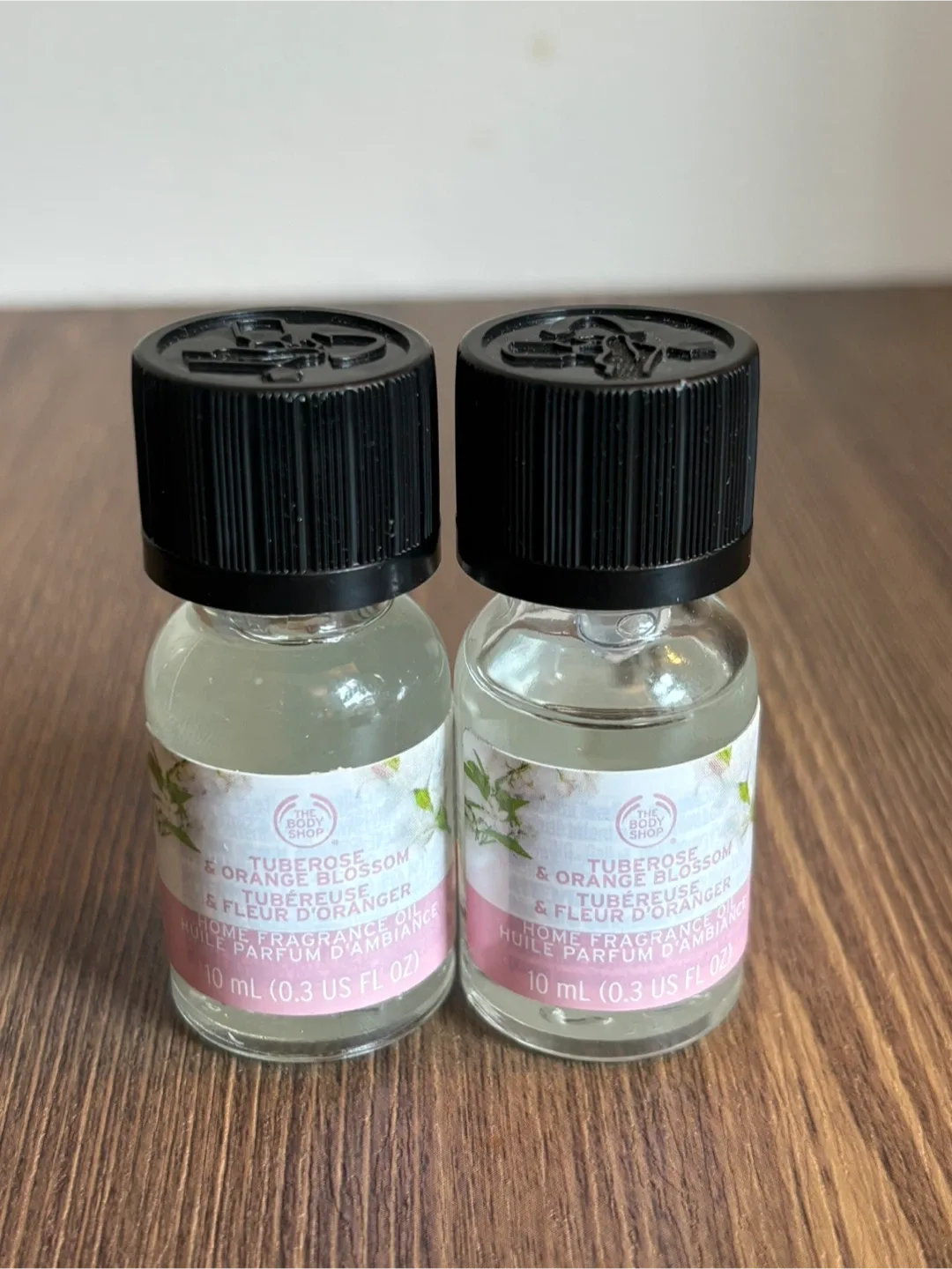 🥕The Body Shop tuberose and orange essential oils thumbnail