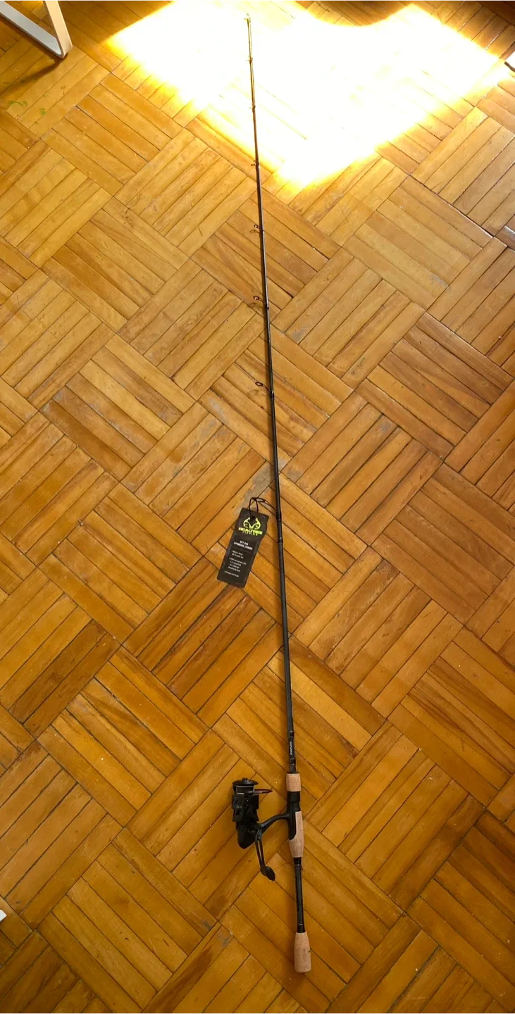 Realtree Fishing Spinning Rod & Reel Combo - 6'6" thumbnail