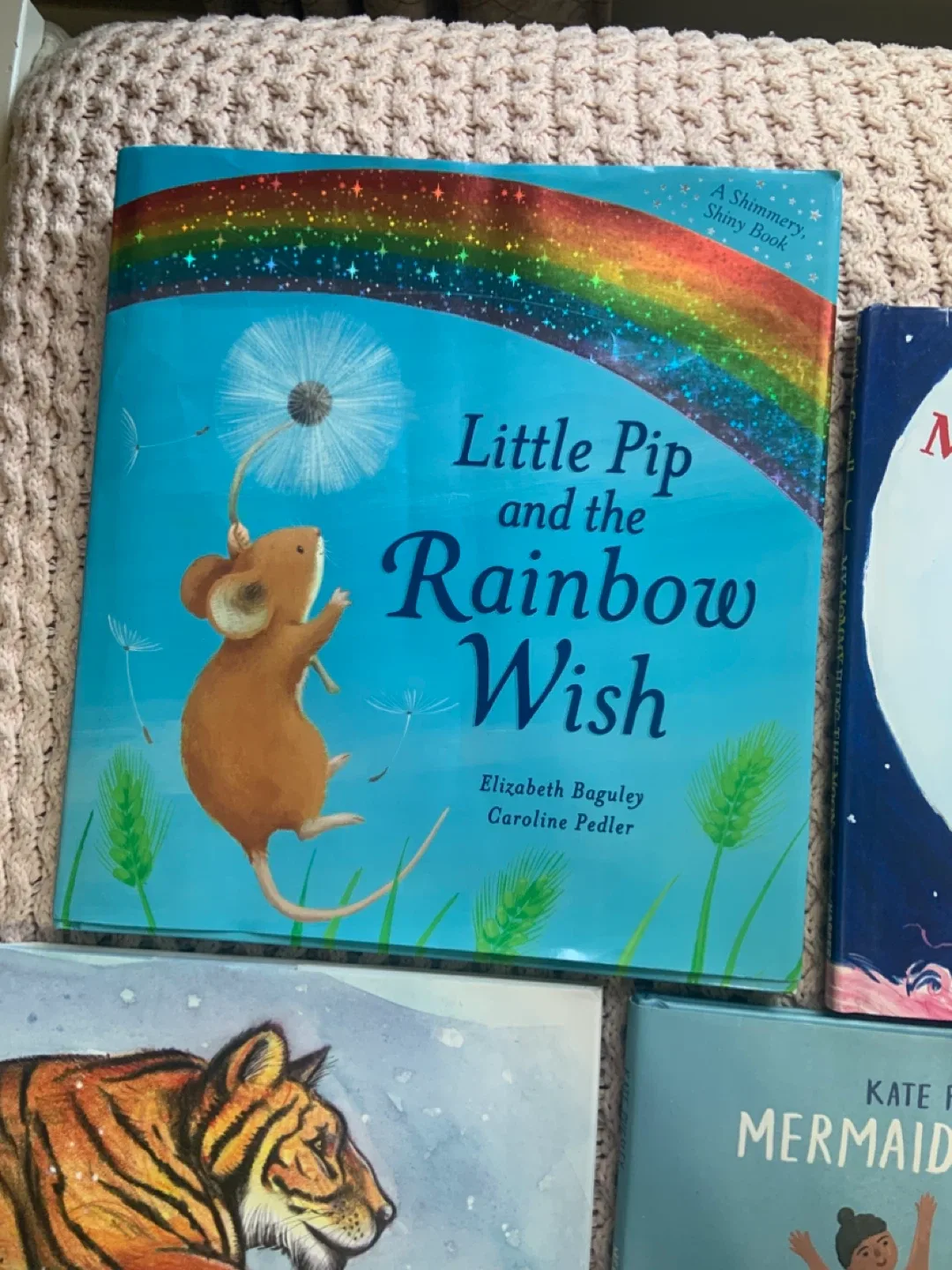 BRAND NEW LARGE HC CHILDREN’S BOOKS ! AGES 4- 8 image indicator(3)