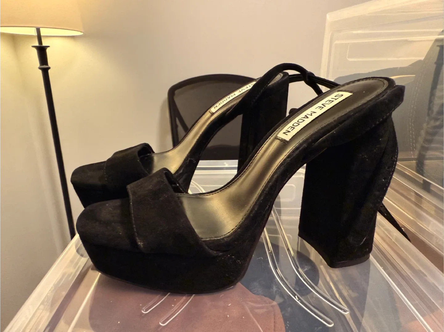 Sandals - Size 6 image indicator(6)