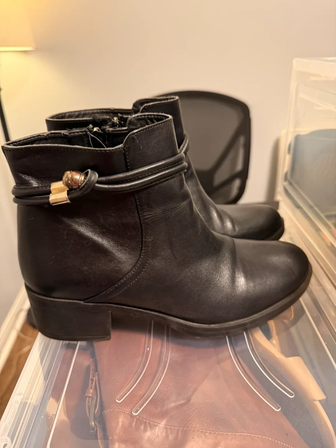 Forever 21 Black Heels image indicator(5)