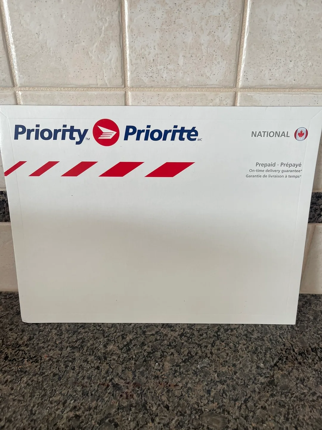 Canada Post PRIORITY Envelopes - Regional & National image indicator(3)