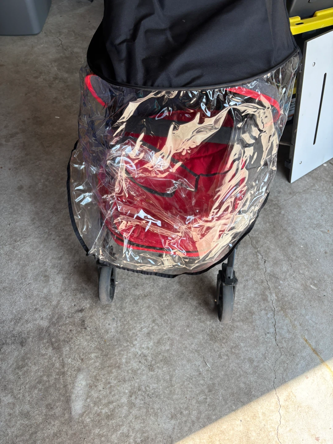 Guzzie+Guss Stroller - Red & Black - photo 5