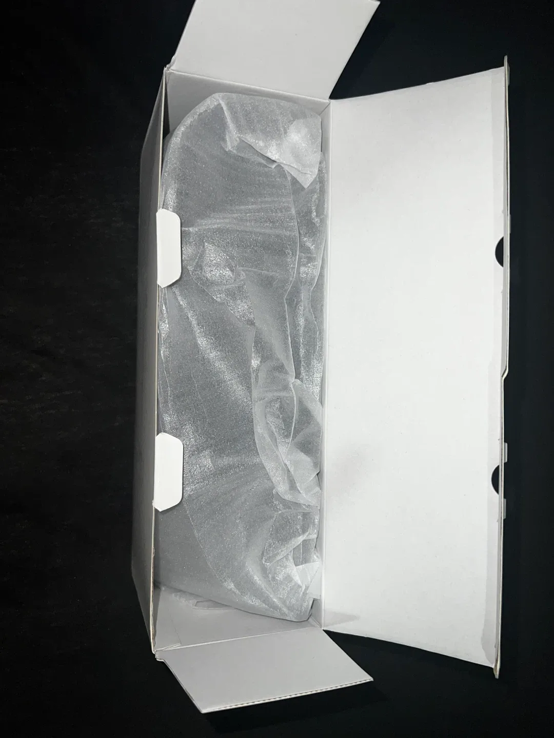 FORD DESKTOP organizer and WIRELESS PHONE CHARGER image indicator(3)