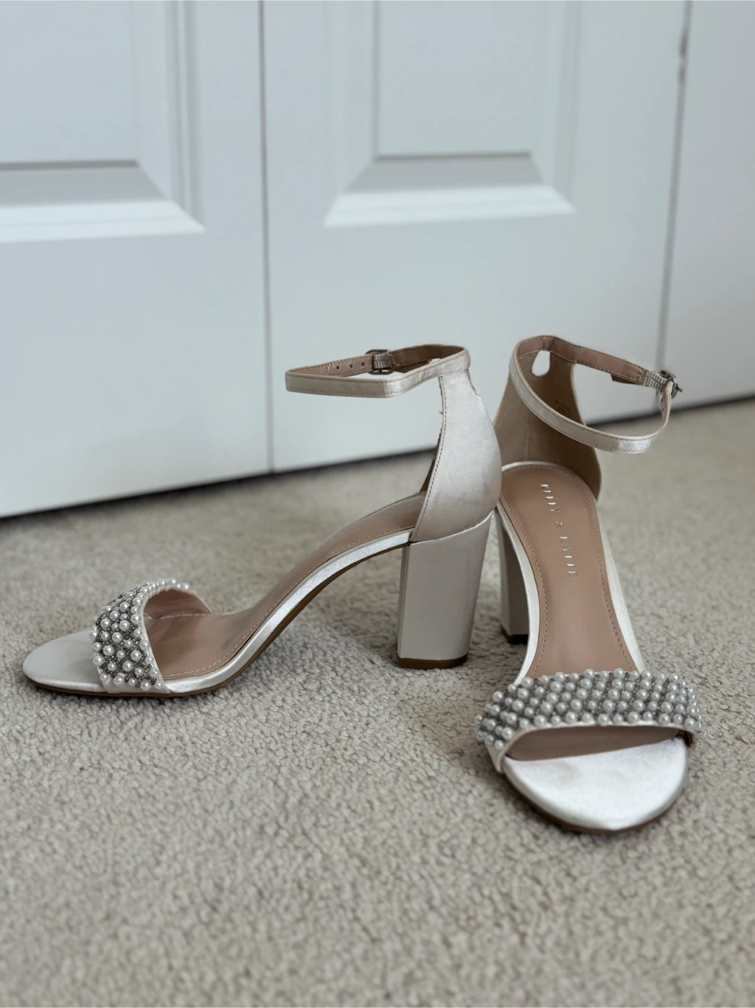 Kelly & Katie Heels, Size 8 - photo 3