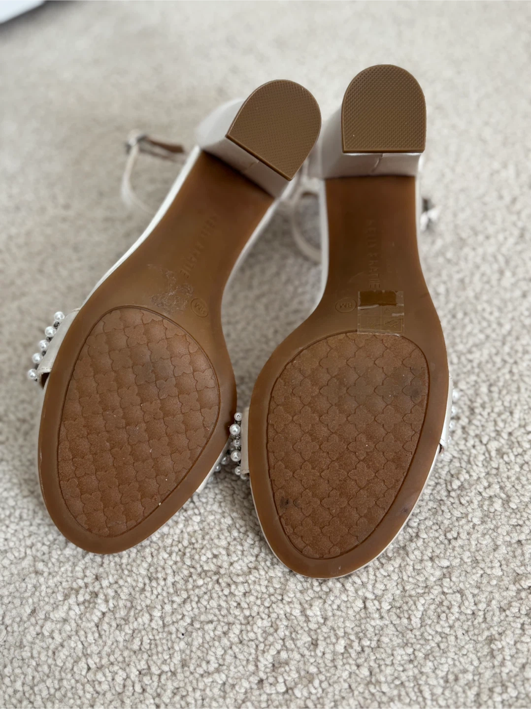 Kelly & Katie Heels, Size 8 - photo 2