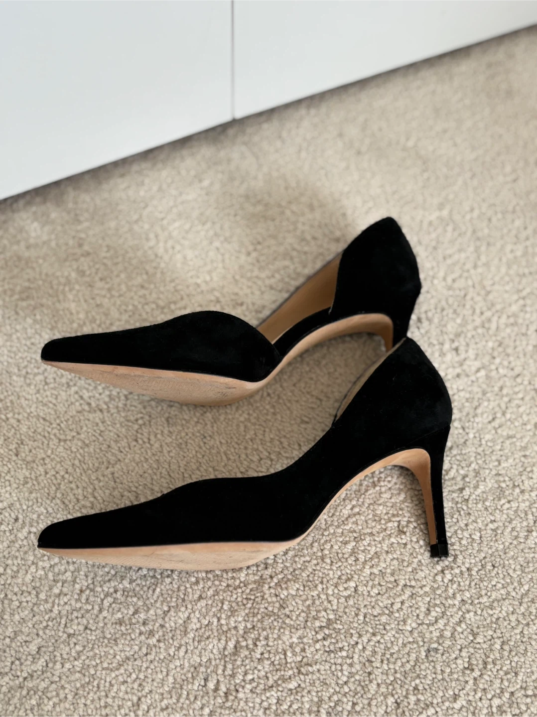 Banana Republic Black Suede Heels Size 8 - photo 3
