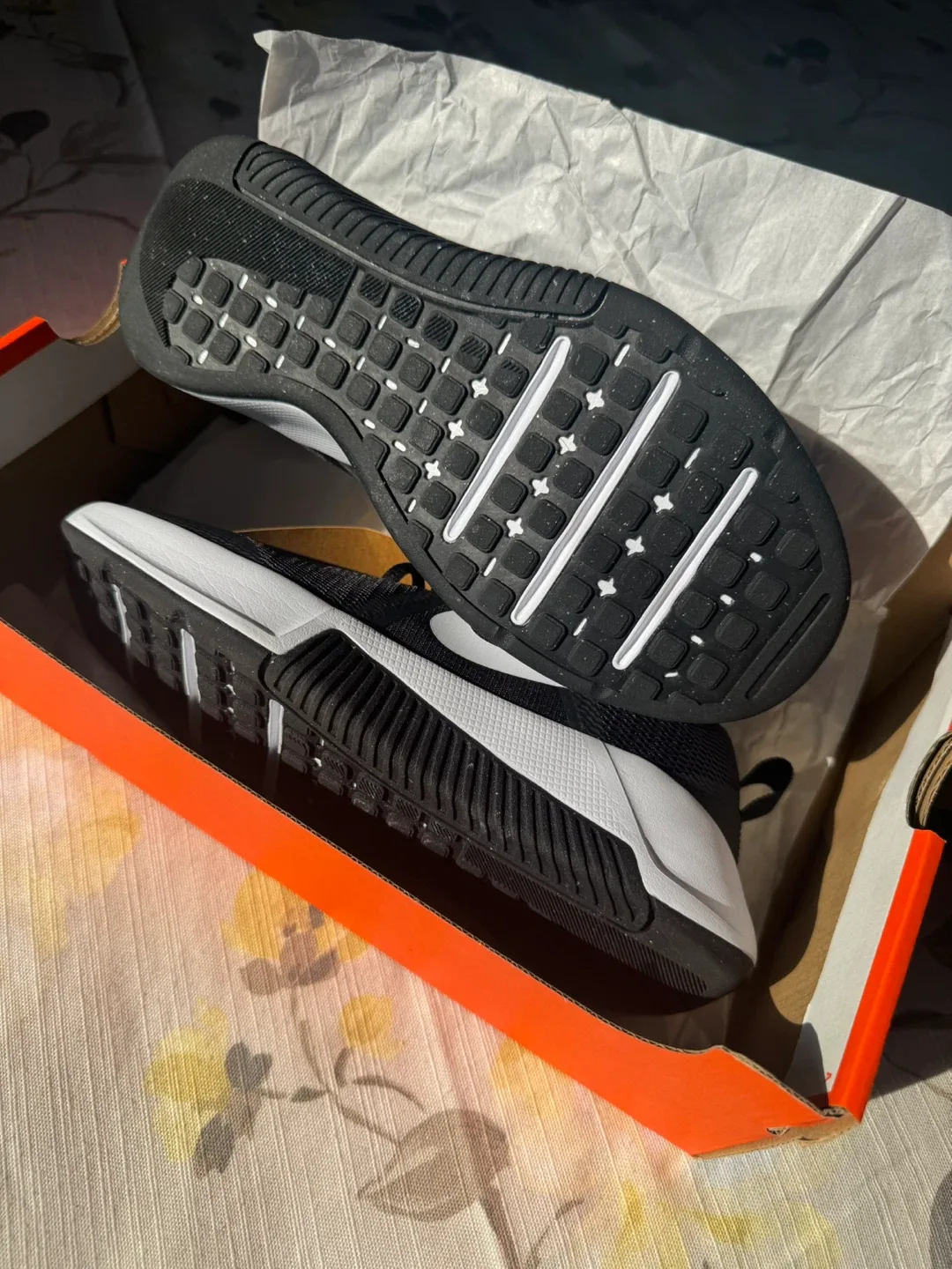 Nike MC Trainer 3 Women's Workout Shoes - Size 7.5 image indicator(5)