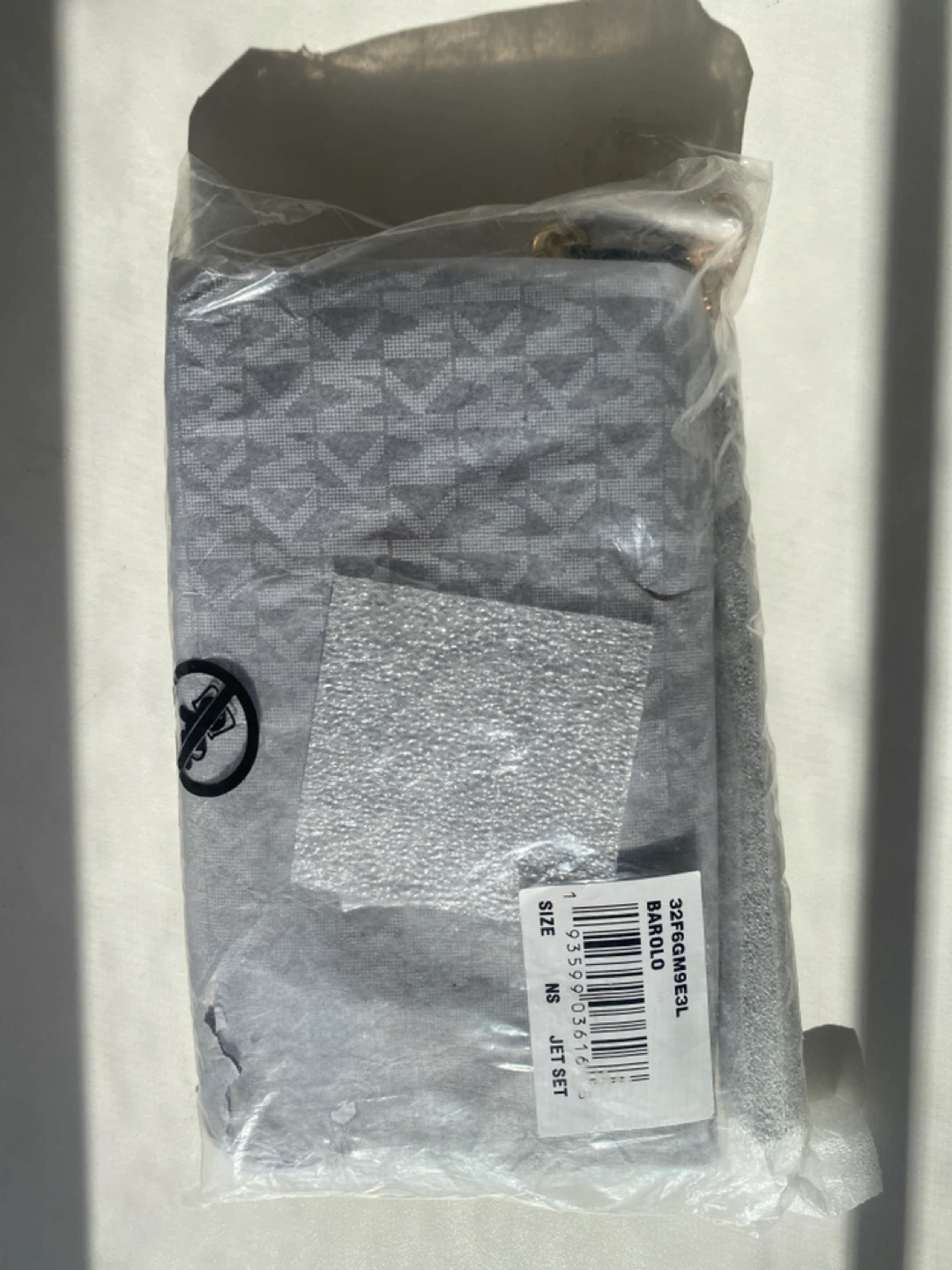 Michael Kors Wallet - Brand New - photo 3