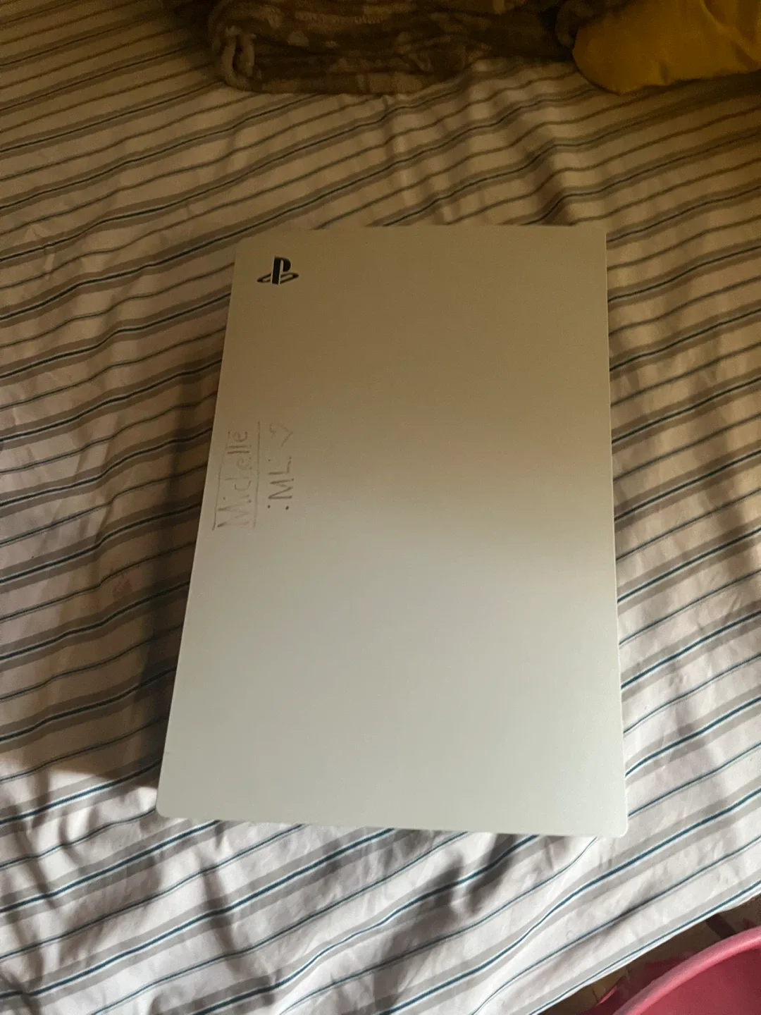 PlayStation 5 (PS5) Console image indicator(2)