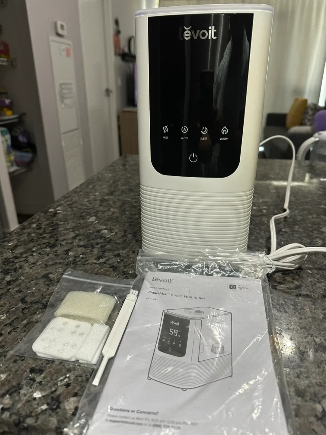 Levoit OasisMist Smart Humidifier thumbnail