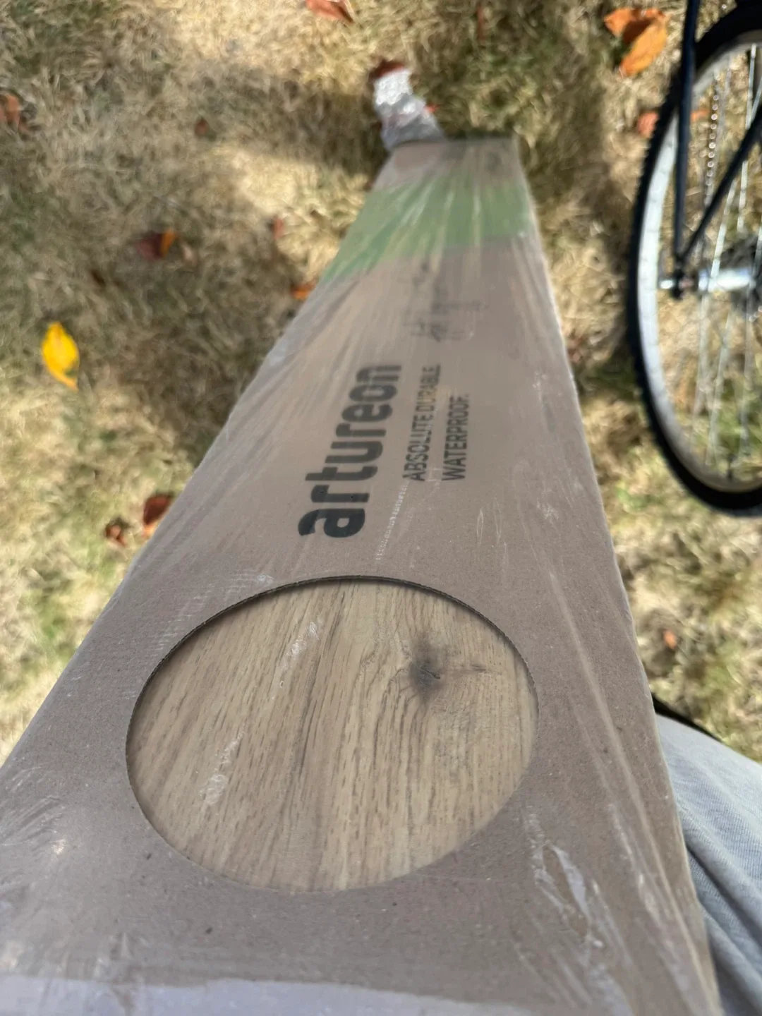 Kronoswiss Disentis Oak 8mm Laminate Flooring image indicator(4)