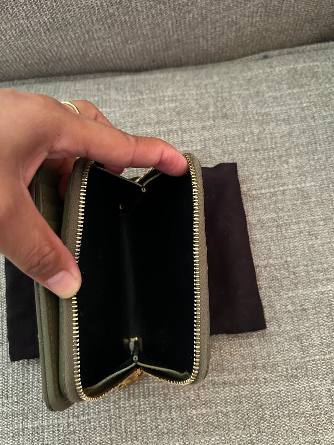 Saint Laurent Olive Green Wallet - photo 5
