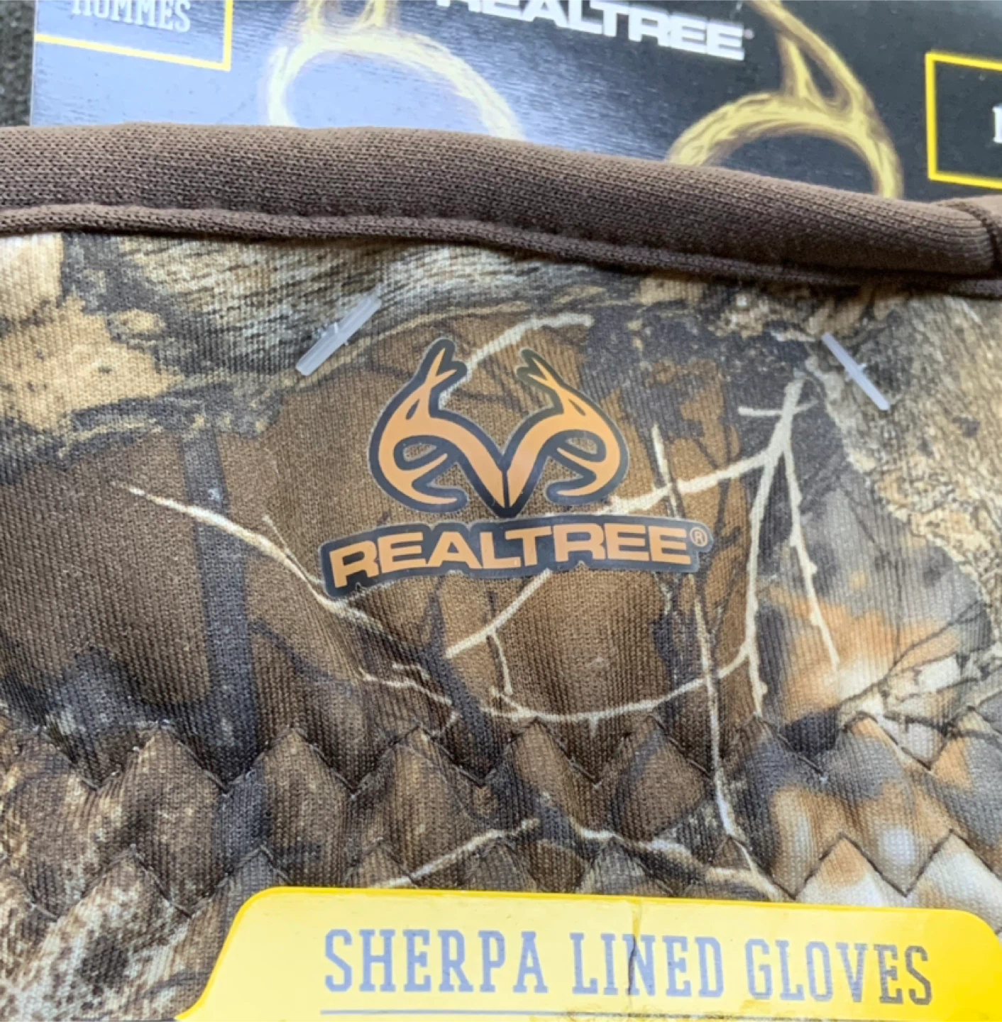 Realtree Sherpa Lined Gloves - photo 2