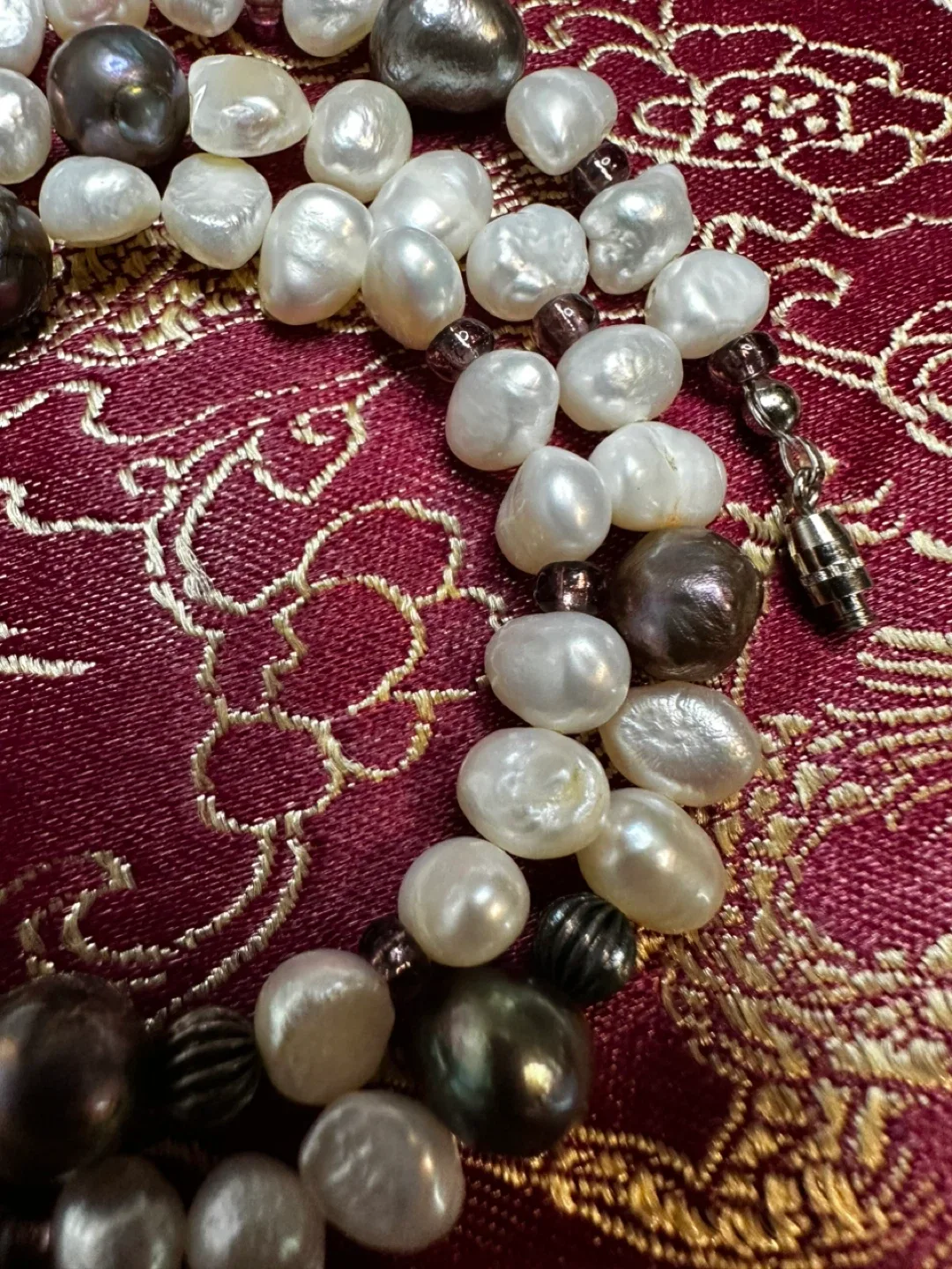 Genuine Pearl Necklace - White & Black Pearls image indicator(7)