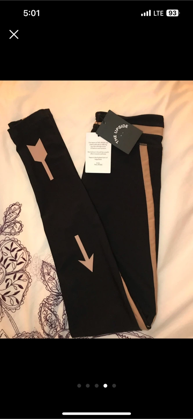 Revolve black leggings - photo 5