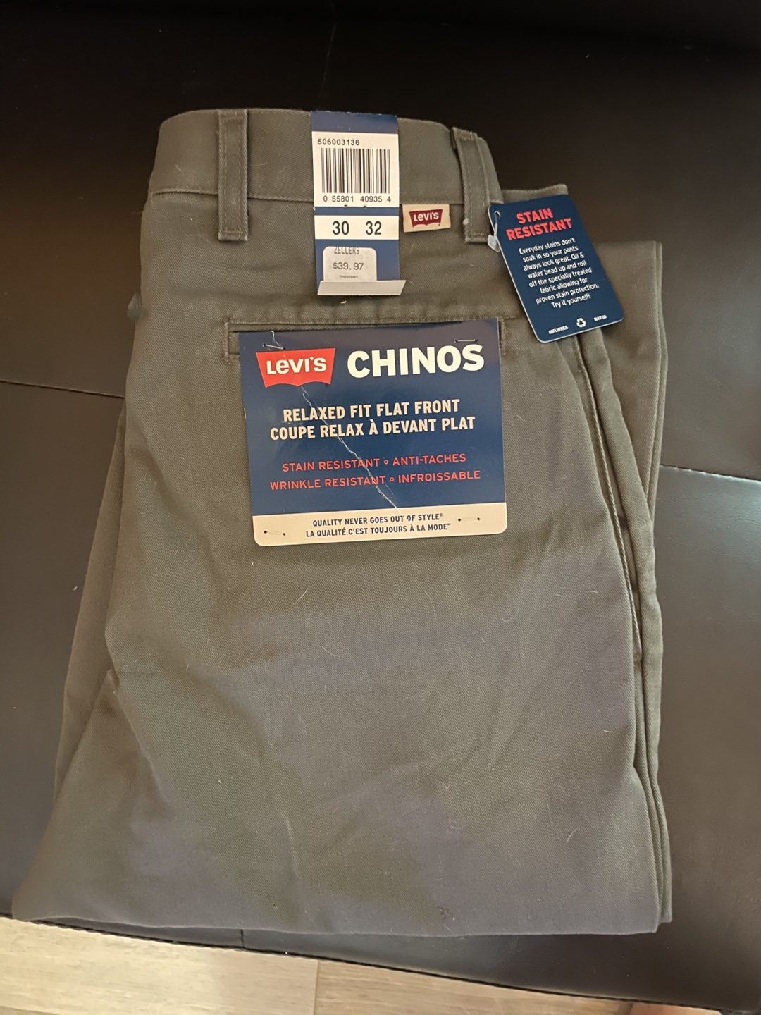 New Levi's Chinos Relaxed Fit Flat Front - 30x32