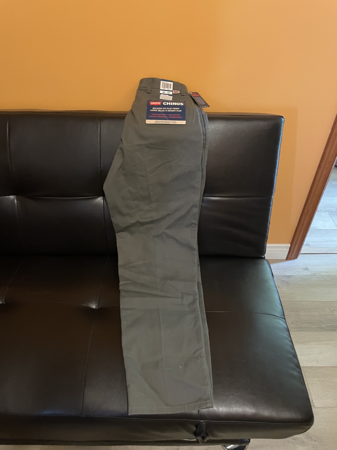 New Levi's Chinos Relaxed Fit Flat Front - 30x32 - photo 3