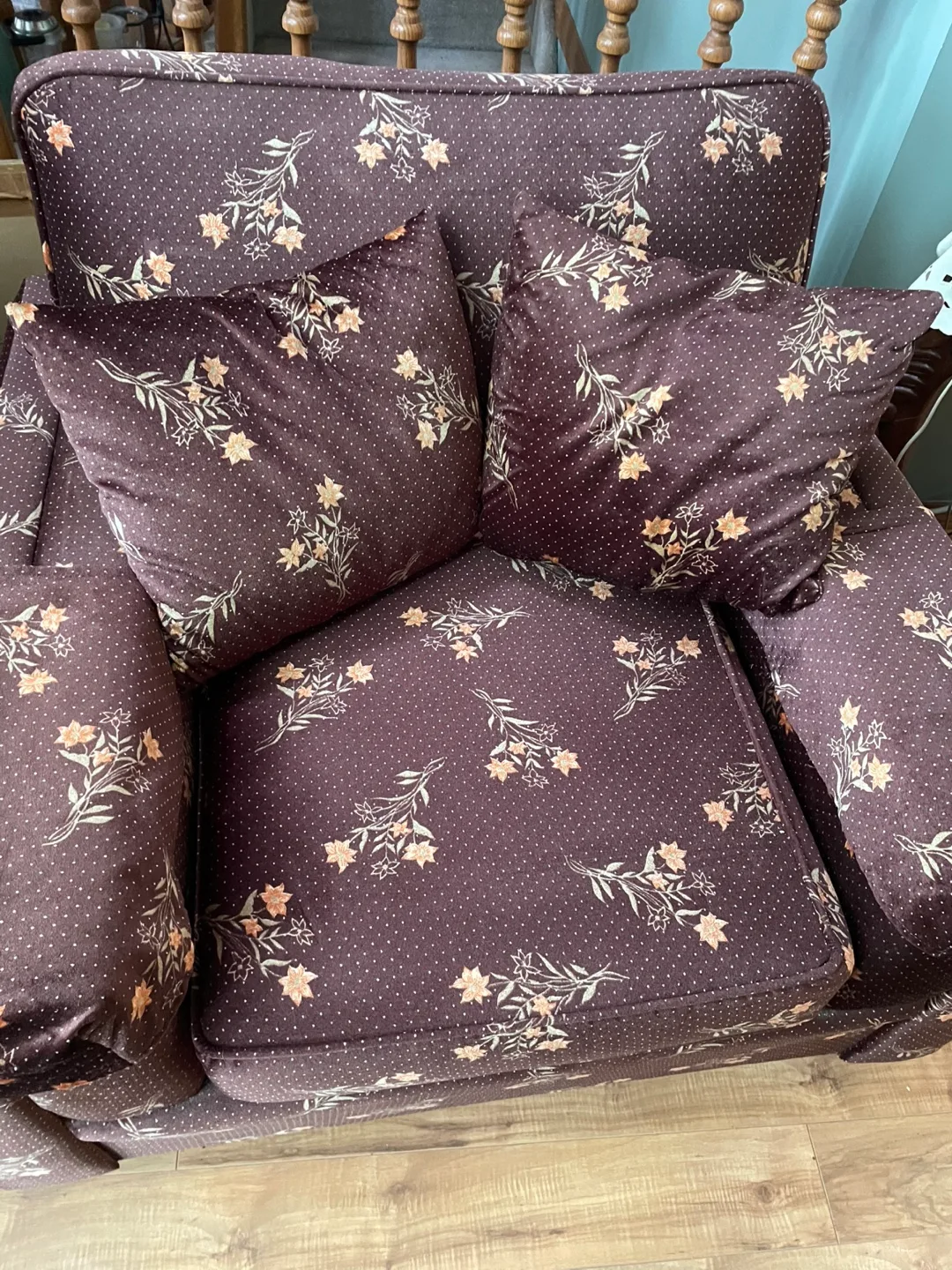 Floral Pattern Sofa and Armchair Set image indicator(4)