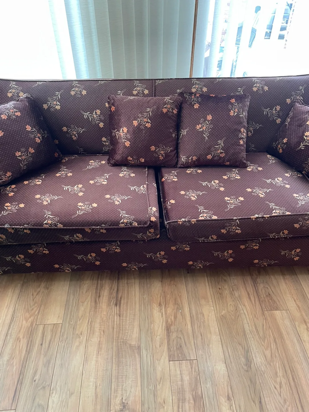 Floral Pattern Sofa and Armchair Set image indicator(2)