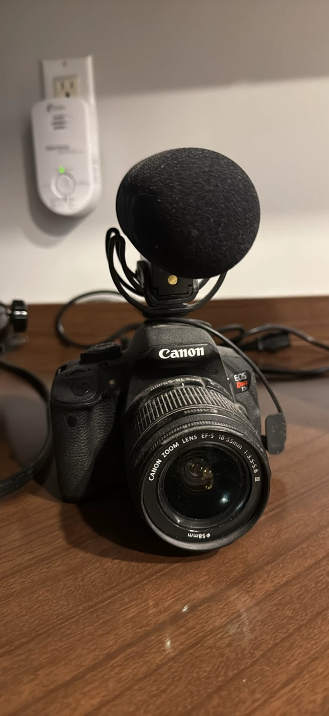 Canon EOS Rebel T6 Camera with Rode Microphone
