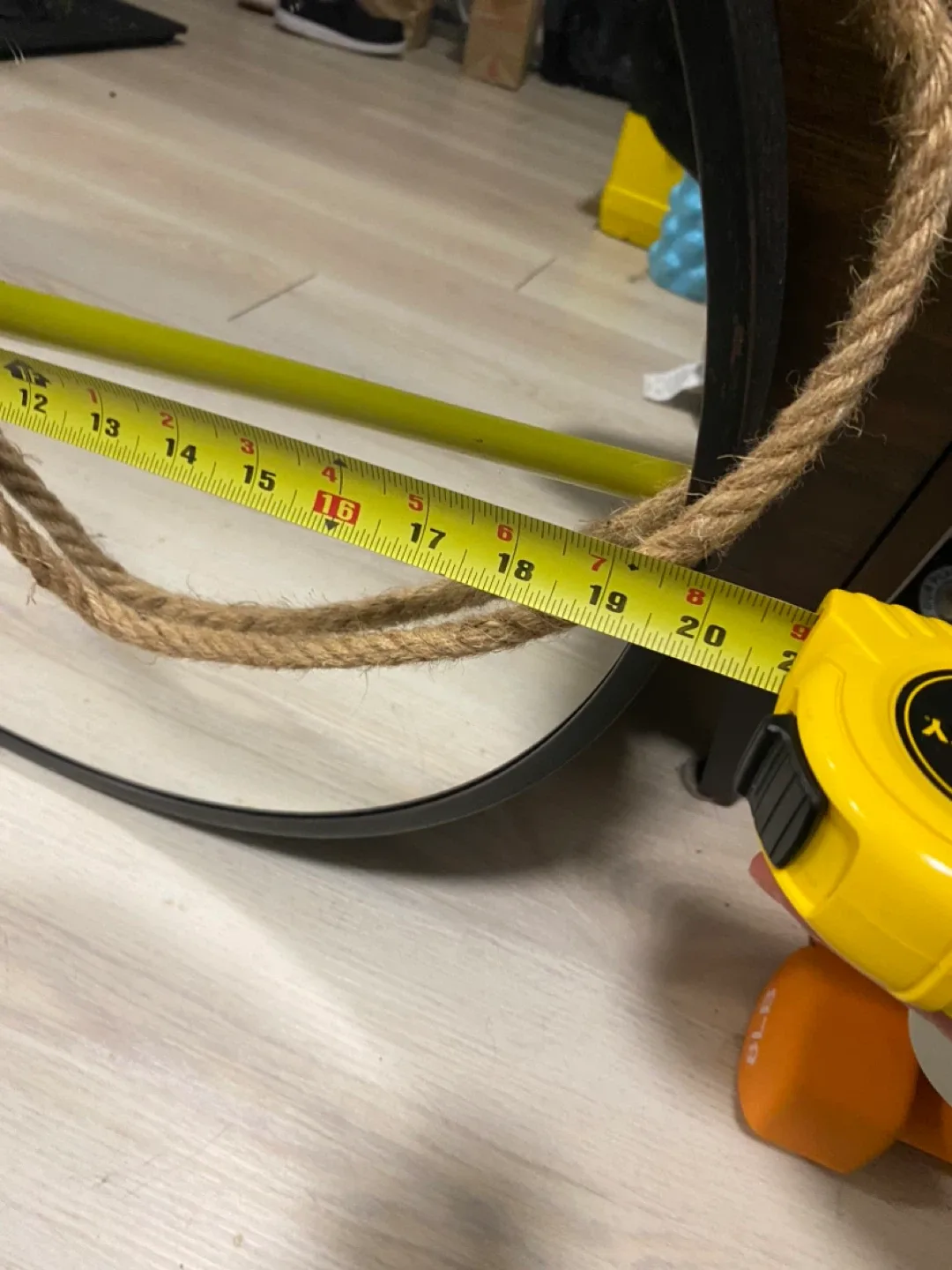 Hanging Round Mirror with Rope - 19 inch diameter image indicator(3)