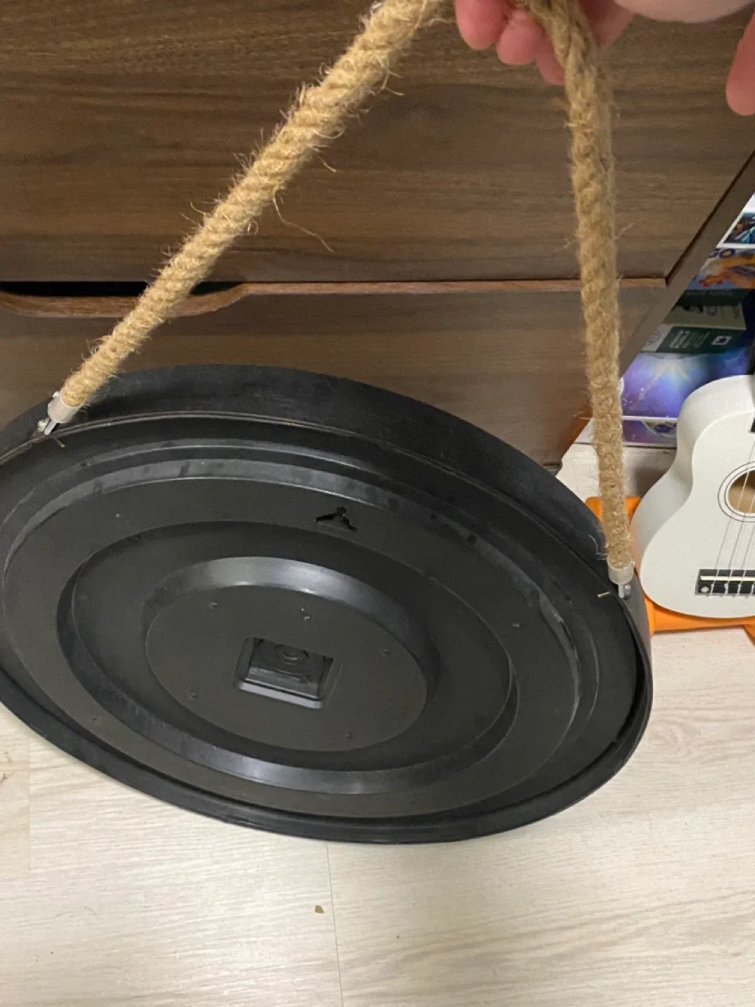 Hanging Round Mirror with Rope - 19 inch diameter image indicator(2)