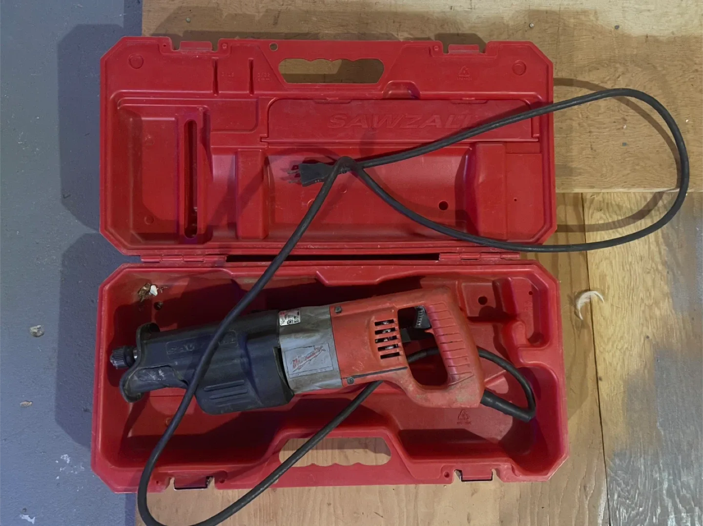 Milwaukee Sawzall Reciprocating Saw with Case image indicator(3)