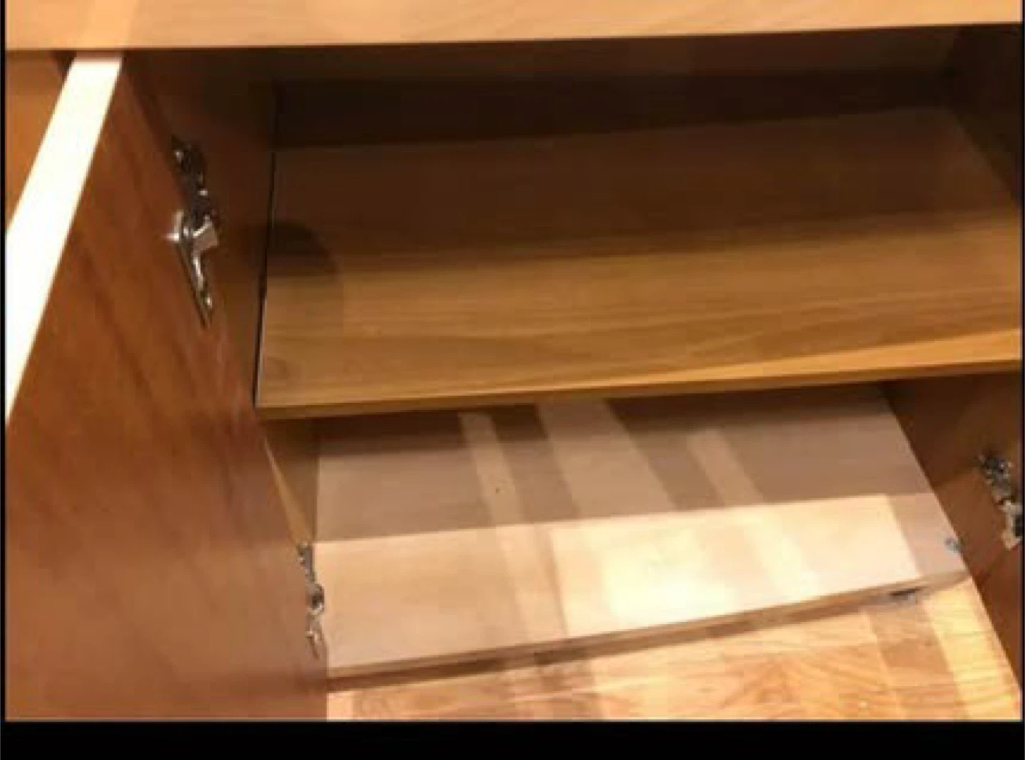 Display Cabinet with Glass Shelves - photo 4