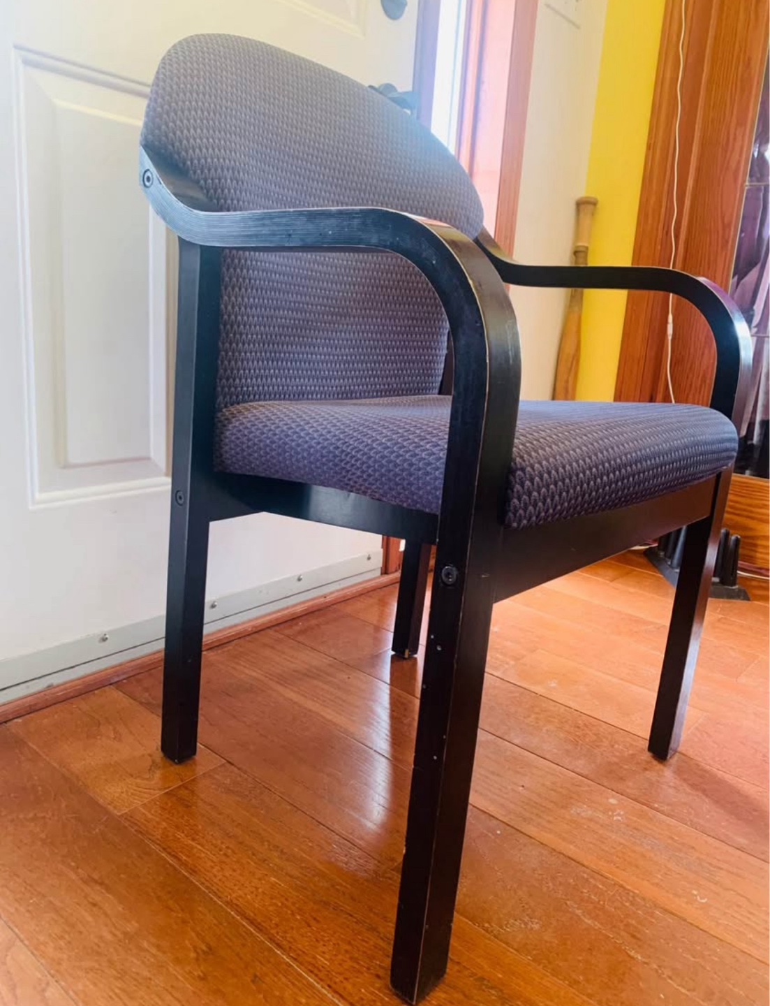 Arm Chairs - Blue/Grey Padded Seat + Side Table - photo 3