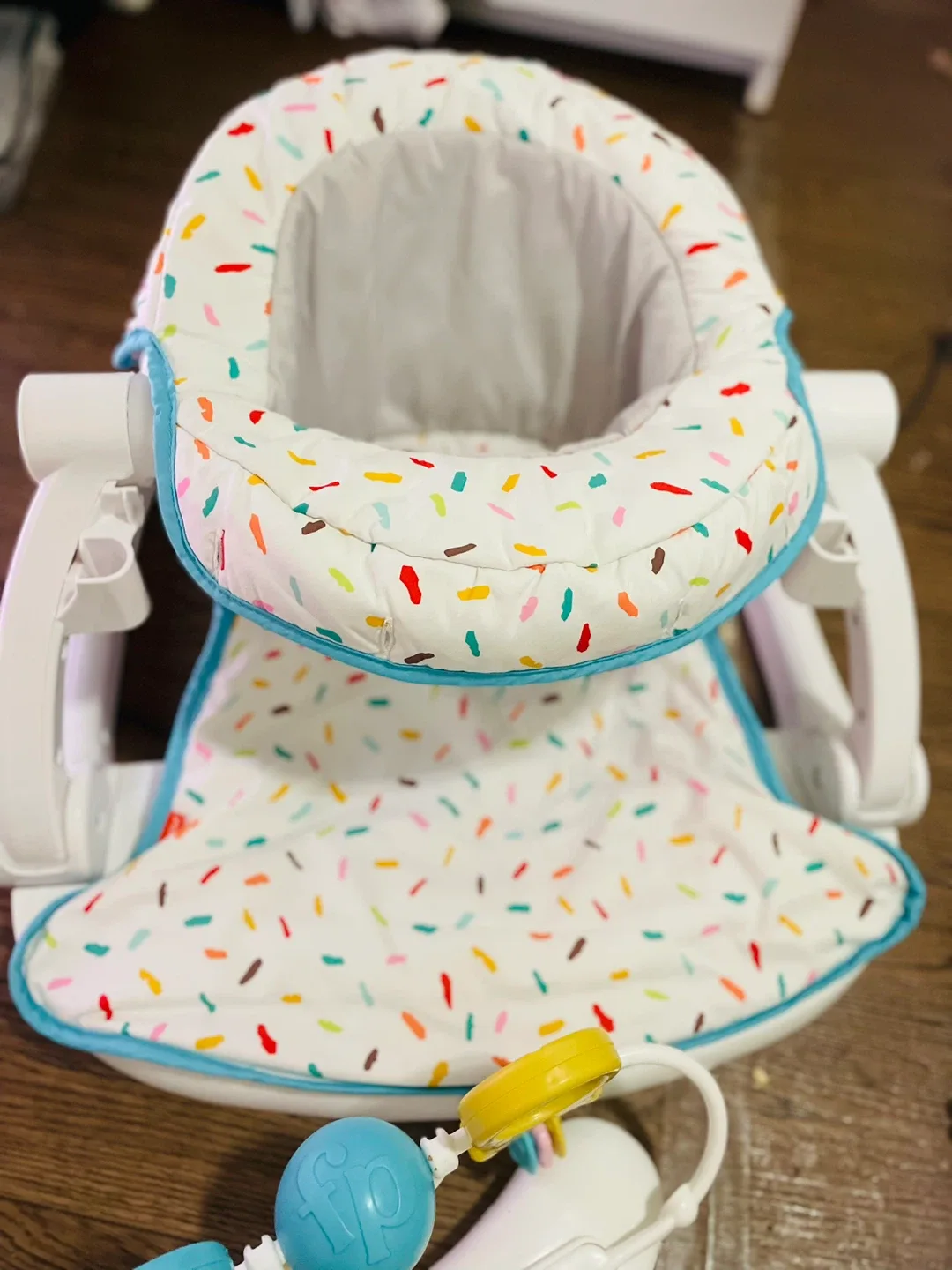 Fisher-Price Sit-Me-Up Floor Seat thumbnail
