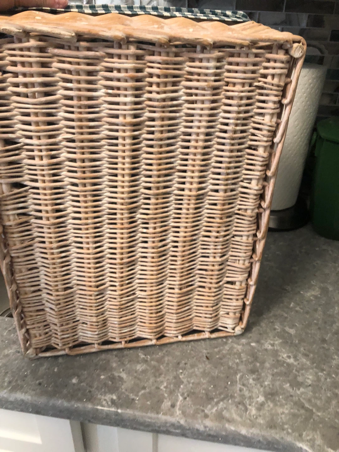 Wicker Basket with Green Gingham Liner - photo 3