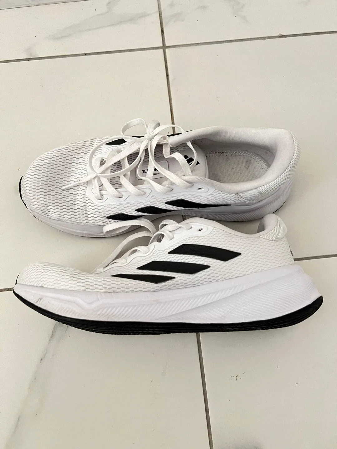 Men 8.5 Adidas Duramo SL White Running Shoes image indicator(3)