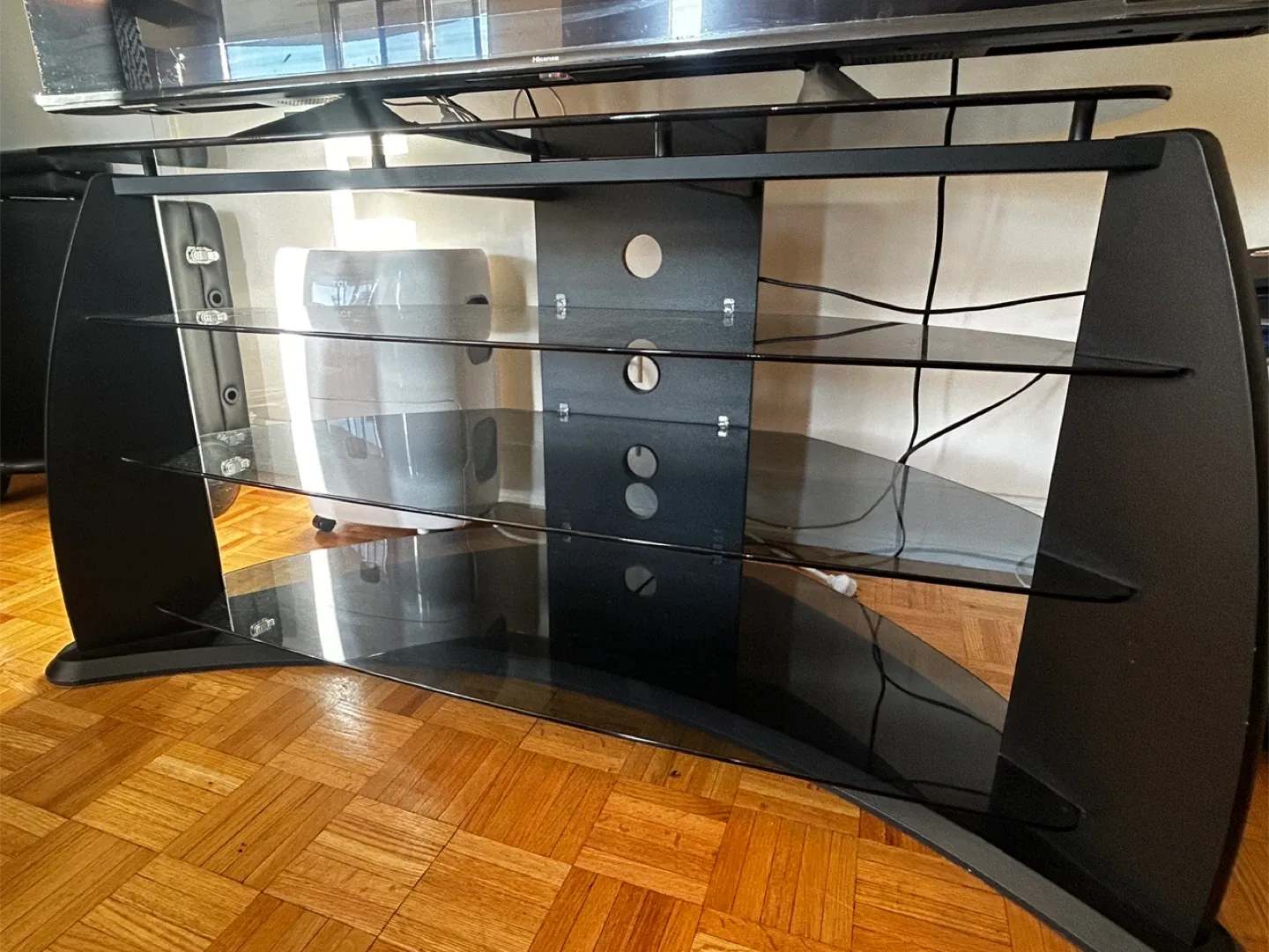 Black Glass TV Stand image indicator(2)