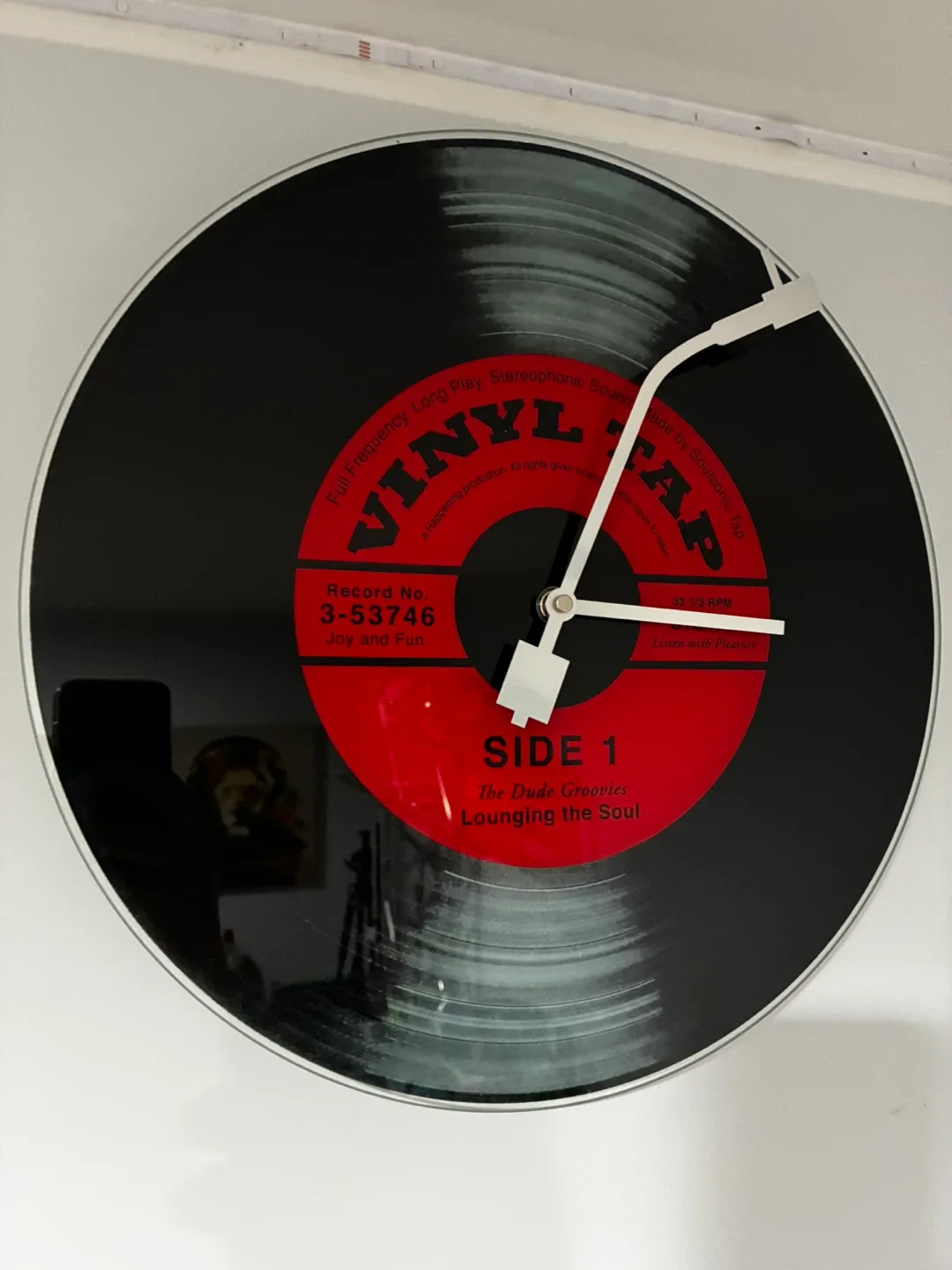 Vinyl Tap Record Clock thumbnail