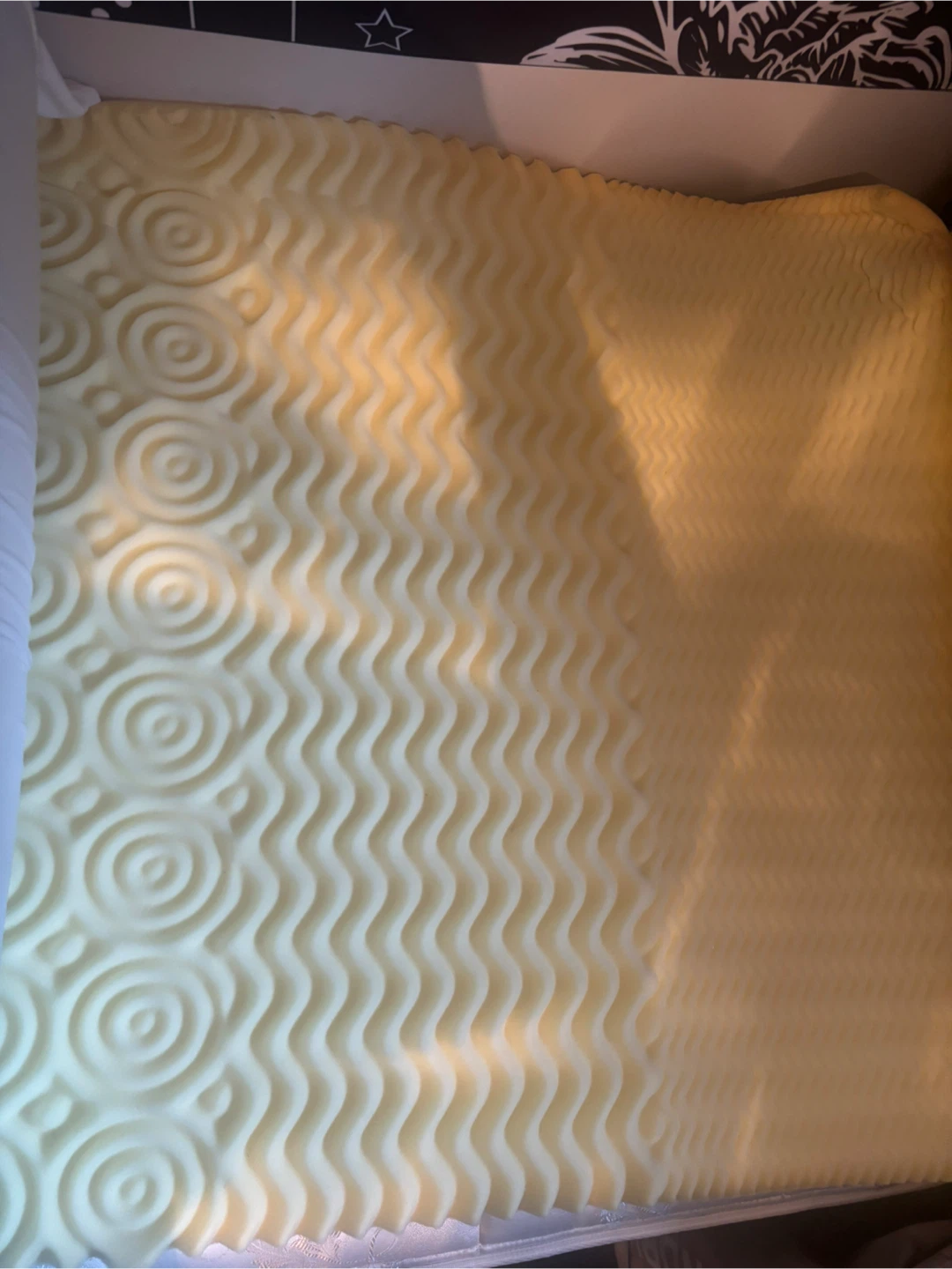 Twin Mattress Excellent condition - photo 2