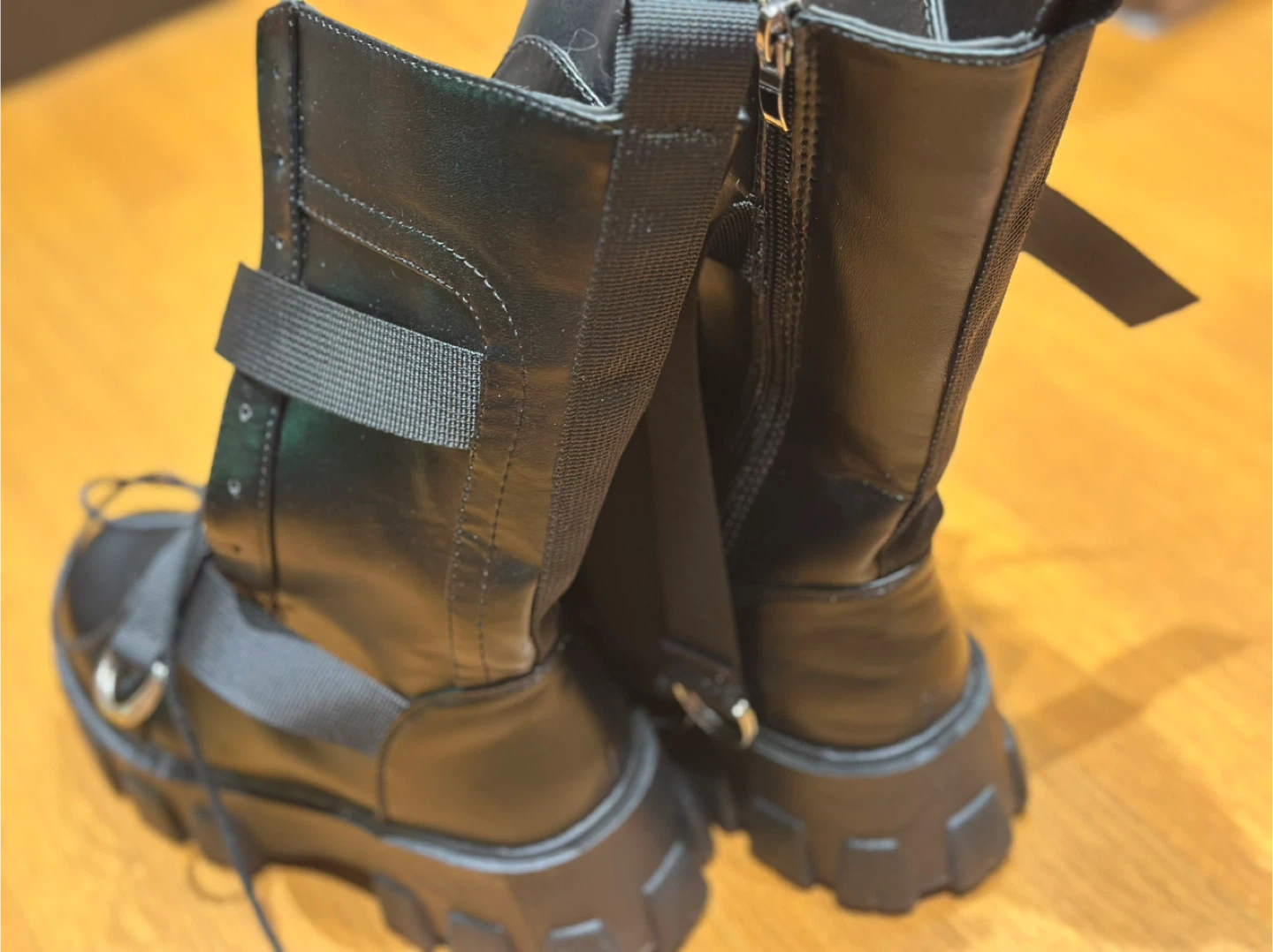 Black Platform Boots, Size 7 - photo 3
