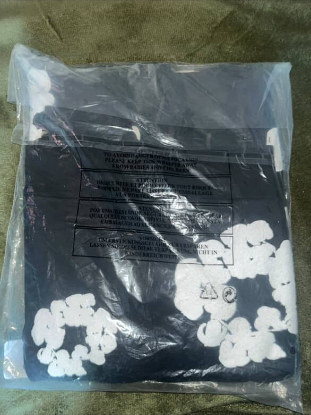 Denim Tears Black Floral Hoodie - photo 2